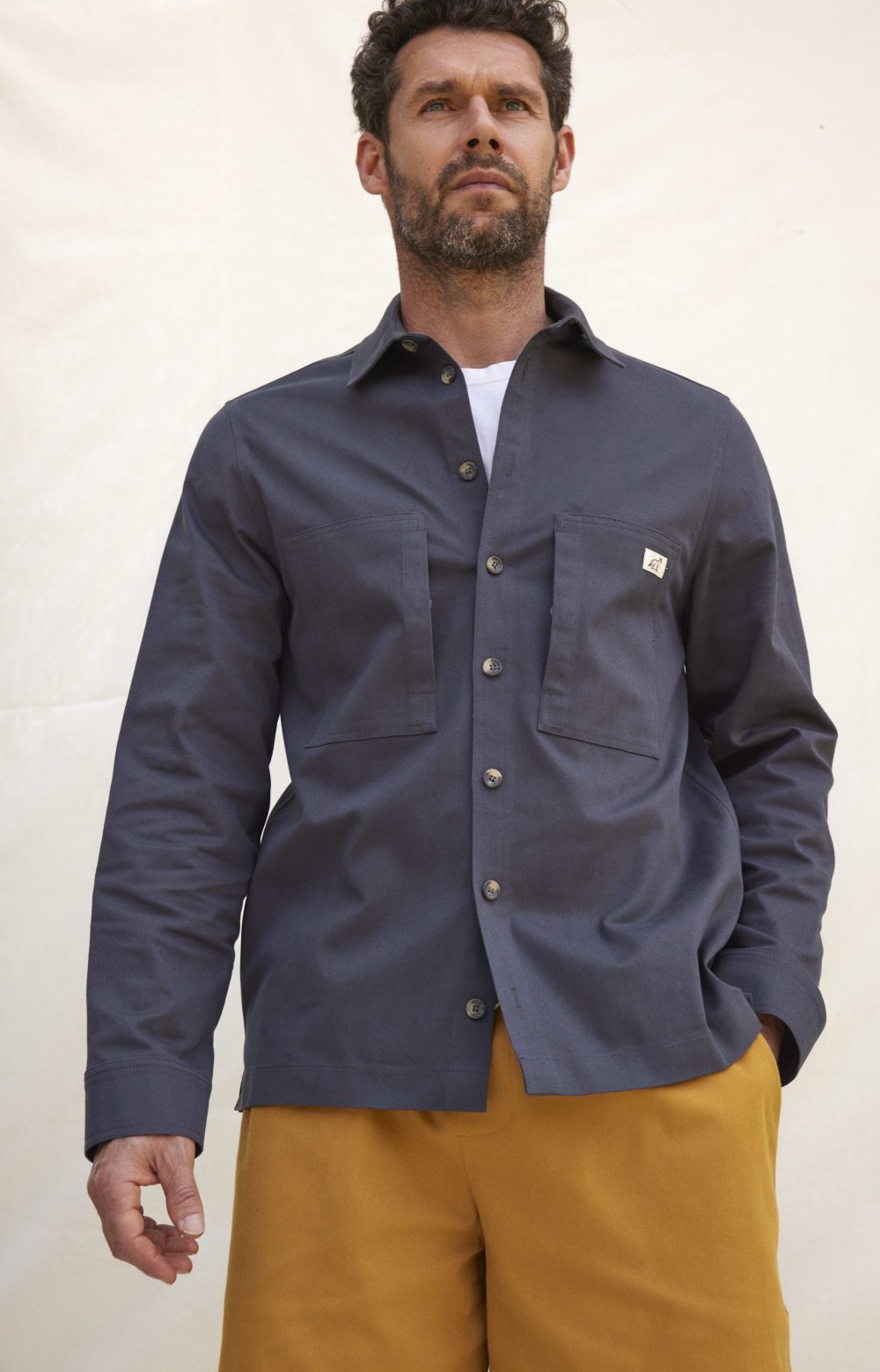 Multi-pocket shirt - By The Oak